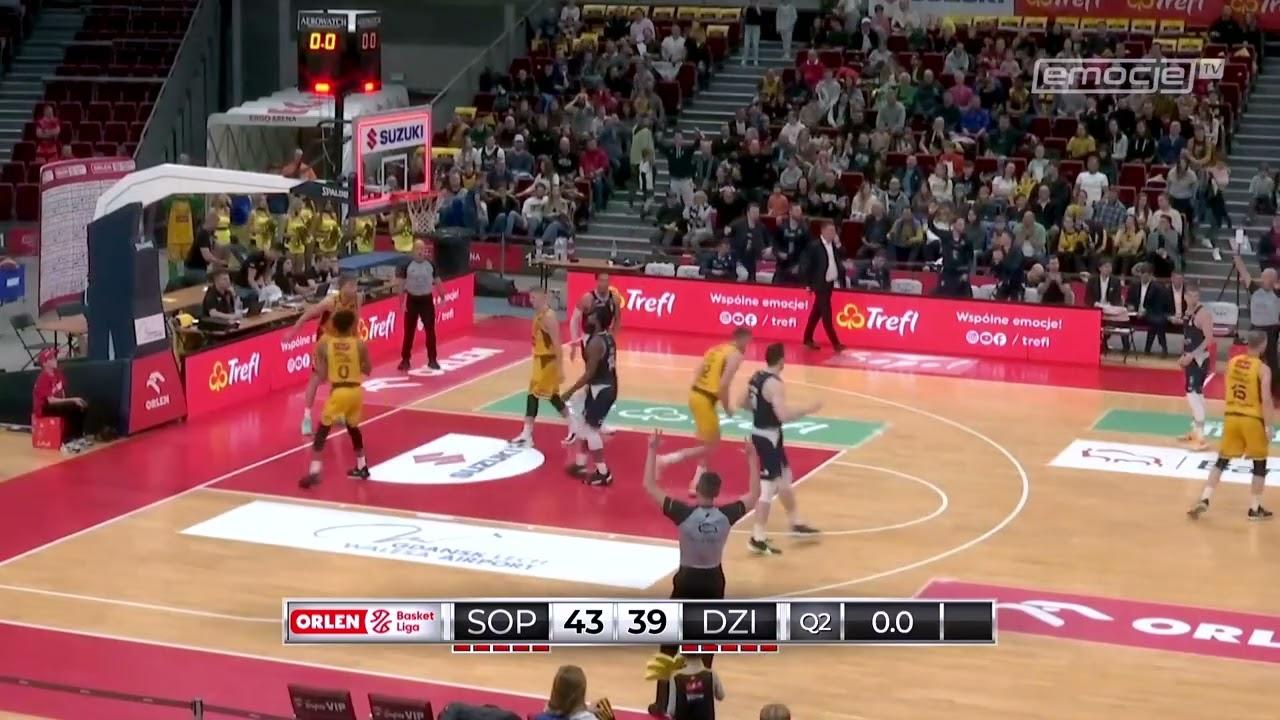 Matt Coleman za trzy na koniec pierwszej połowy #ORLENBasketLiga #PLKPL