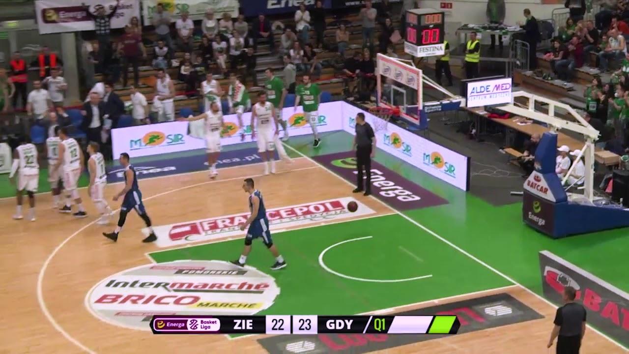 Pompka i trójka! Kelati równo z syreną! #EnergaBasketLiga #PLKPL