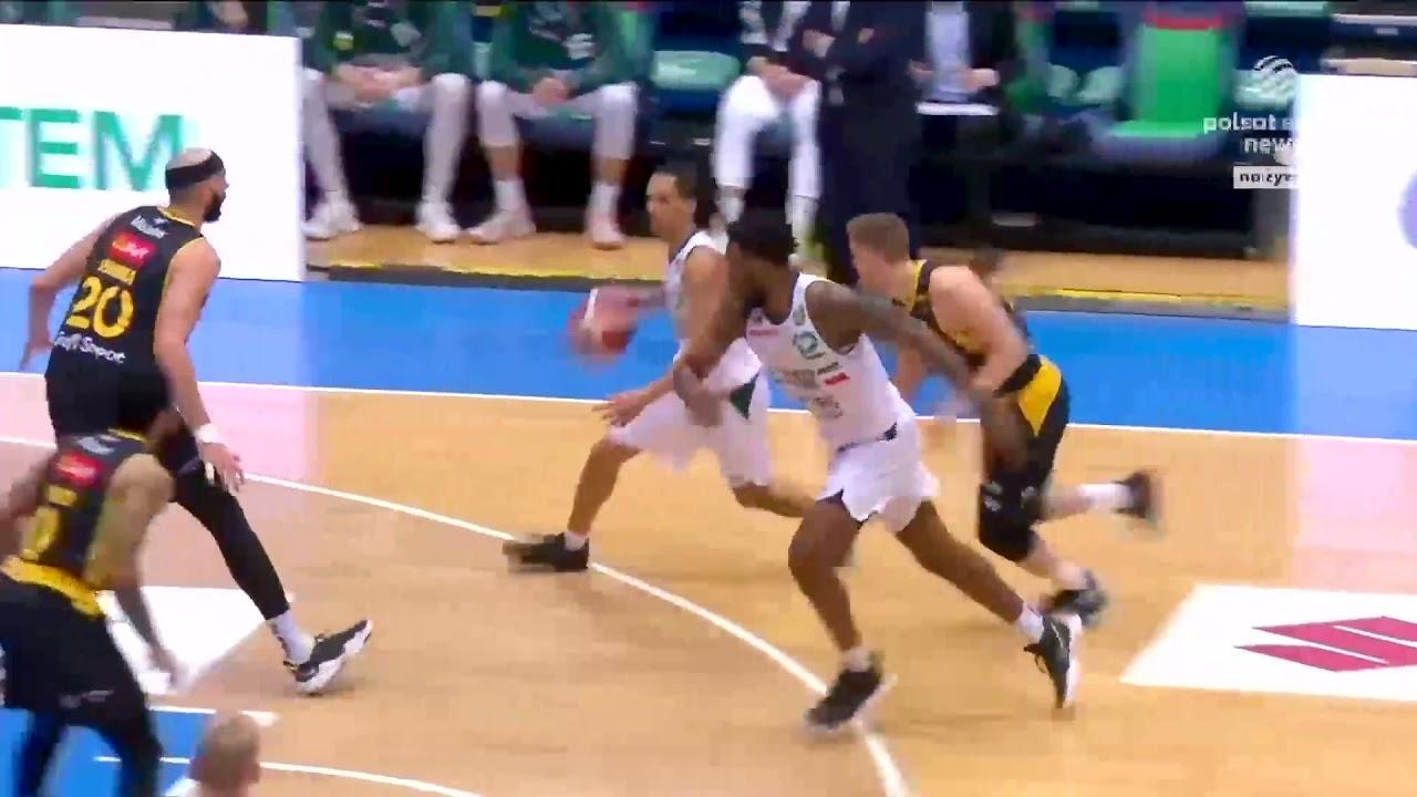 MEGA alley-oop! Trice&Langevine! #EnergaBasketLiga #PLKPL