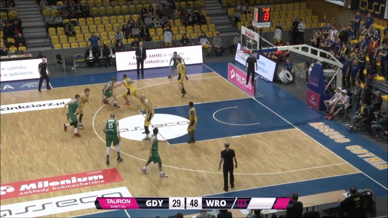 Denis Ikovlev - kończy akcję wsadem! #TBLPL