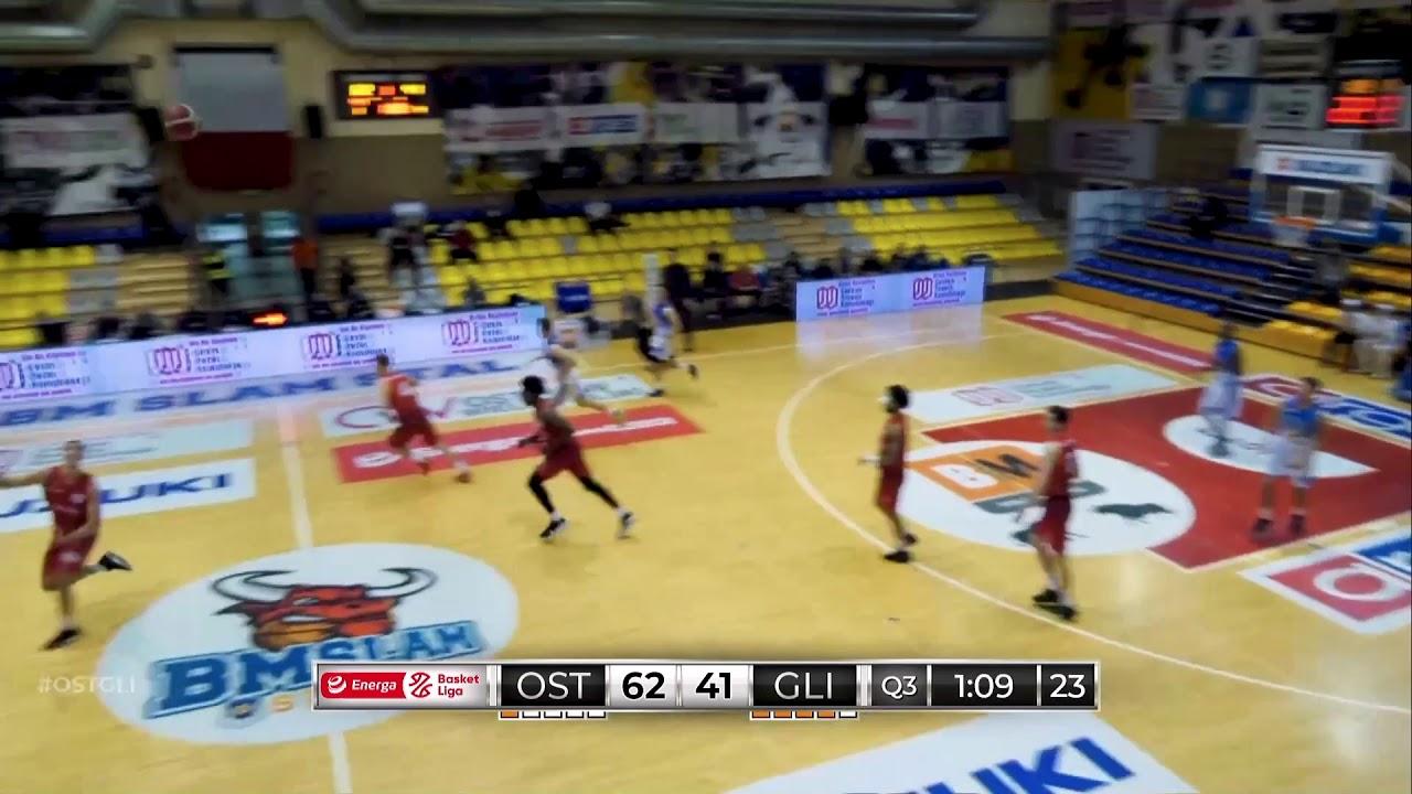 Podanie przez całe boisko i wsad! #EnergaBasketLiga #PLKPL