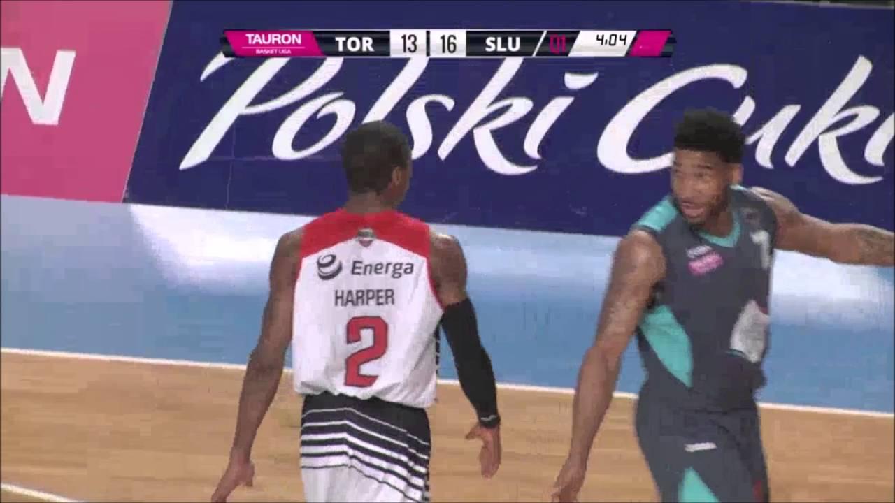 Krzysztof Sulima kończy akcję wsadem a w odpowiedzi ALLEY-OOP  Blassingame'a & Harpera #TBLPL