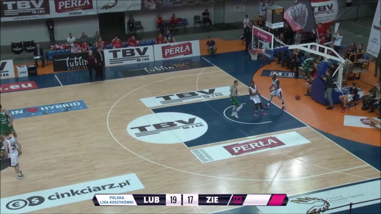 Blok Bartosza Ciechocińskiego i wsad w kontrze Douga Wigginsa!