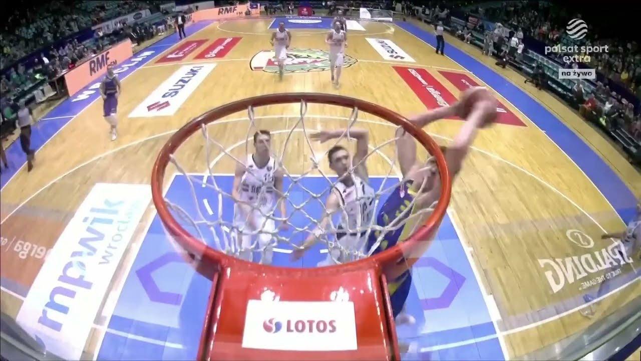 CO ZA WJAZD! Tomaszewski od kosza do kosza! #EnergaBasketLiga #PLKPL