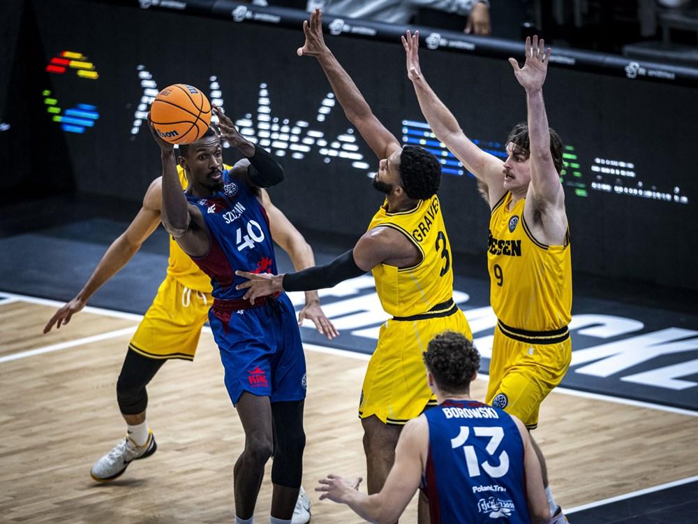 Liga Mistrzów: Zacięta końcówka dla MHP Riesen